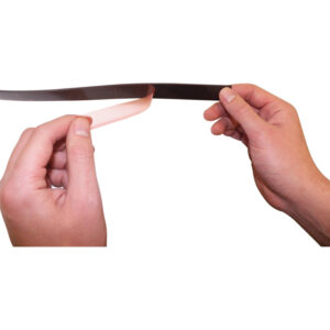 MÁGNESES RAGASZTÓCSÍKOK 20.00MMX10M